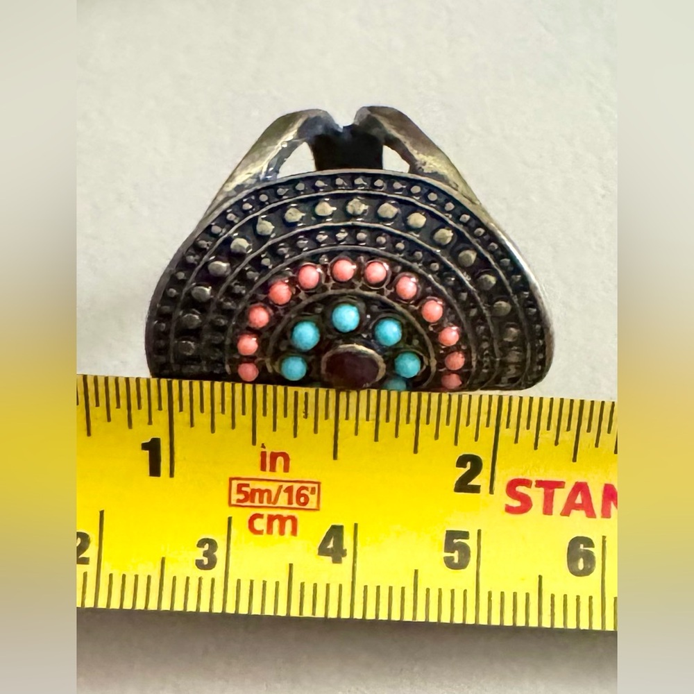 🪸 Vintage Bohemian Ring with Turquoise & Coral Accents - Picture 6 of 6